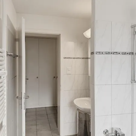 2br Near The And Center - Dahlia 6 شقة *