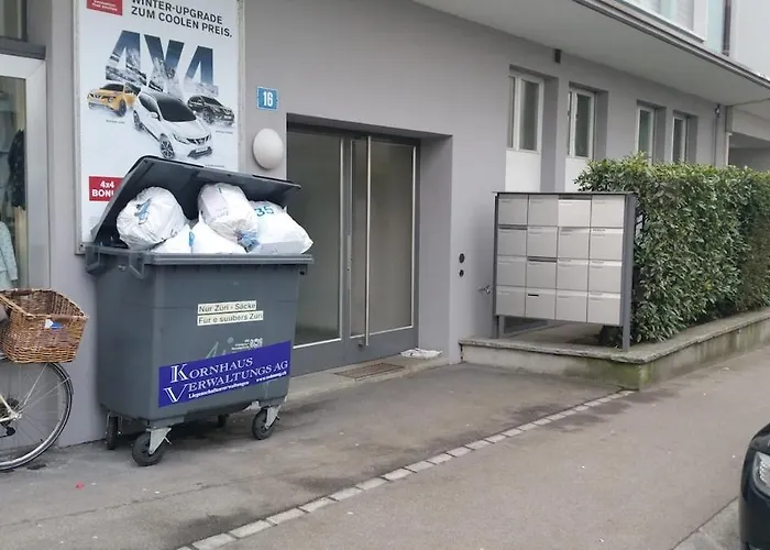 2br Near The And Center - Dahlia 6