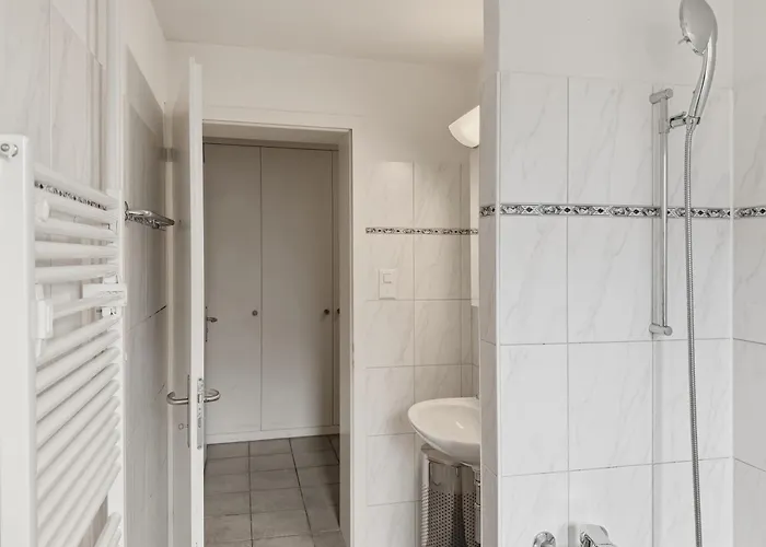 2br Near The And Center - Dahlia 6 דירה *